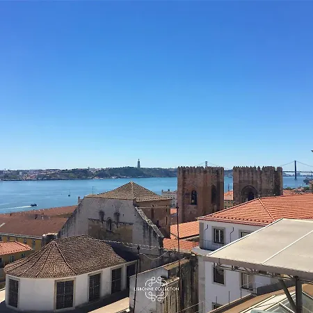Alfama Terrace River View By Lovelystay شقة